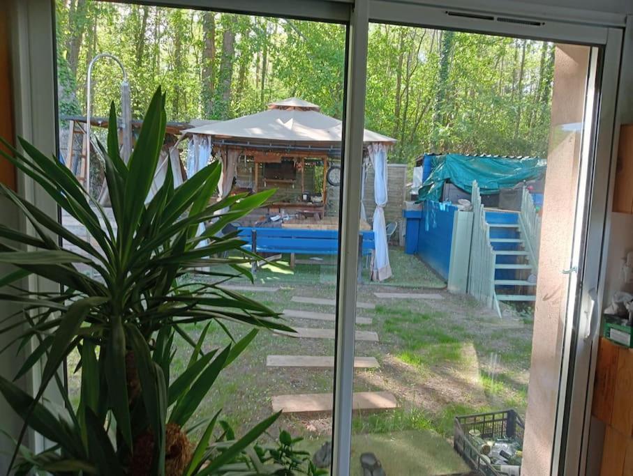 Maison 70M2 Calme Vue Sur Foret Salles  Luaran gambar